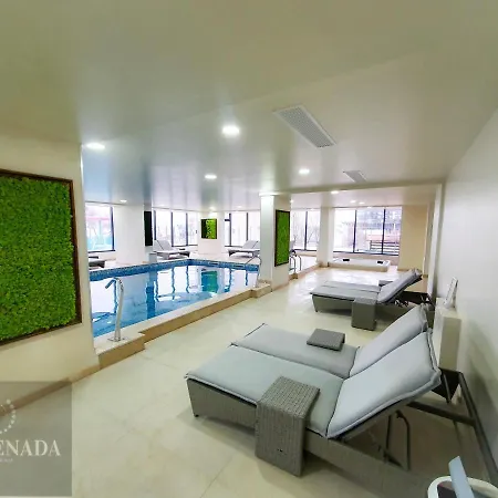 Sunset Memories Pool & Mamaia Nord 3*