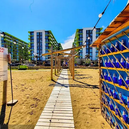 Sunset Memories Pool & Mamaia Nord Apartment